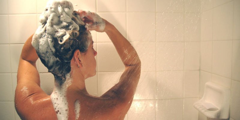 10 Homemade Natural Shampoo Recipes for DIYers 5