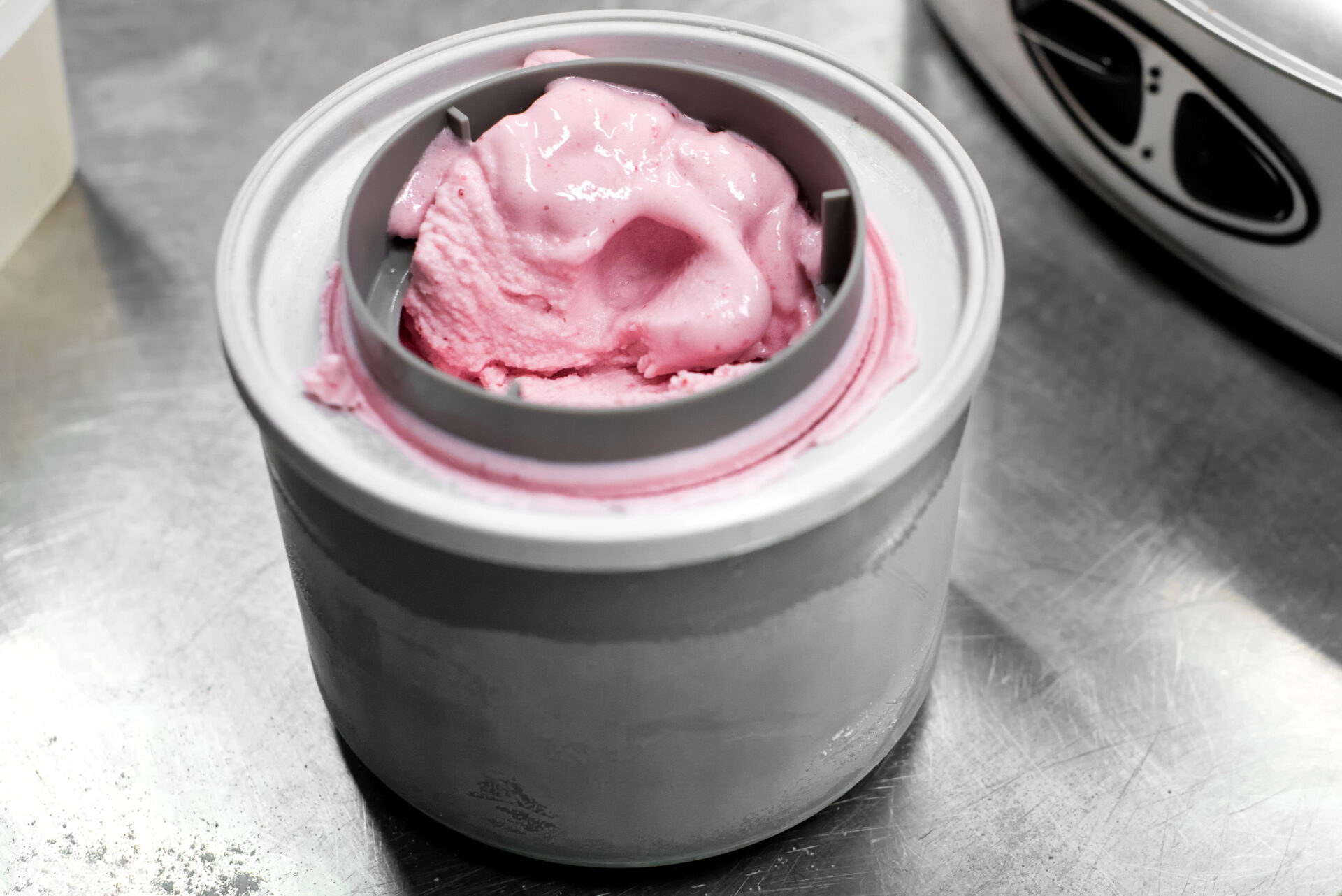 Ice cream bucket or bowl