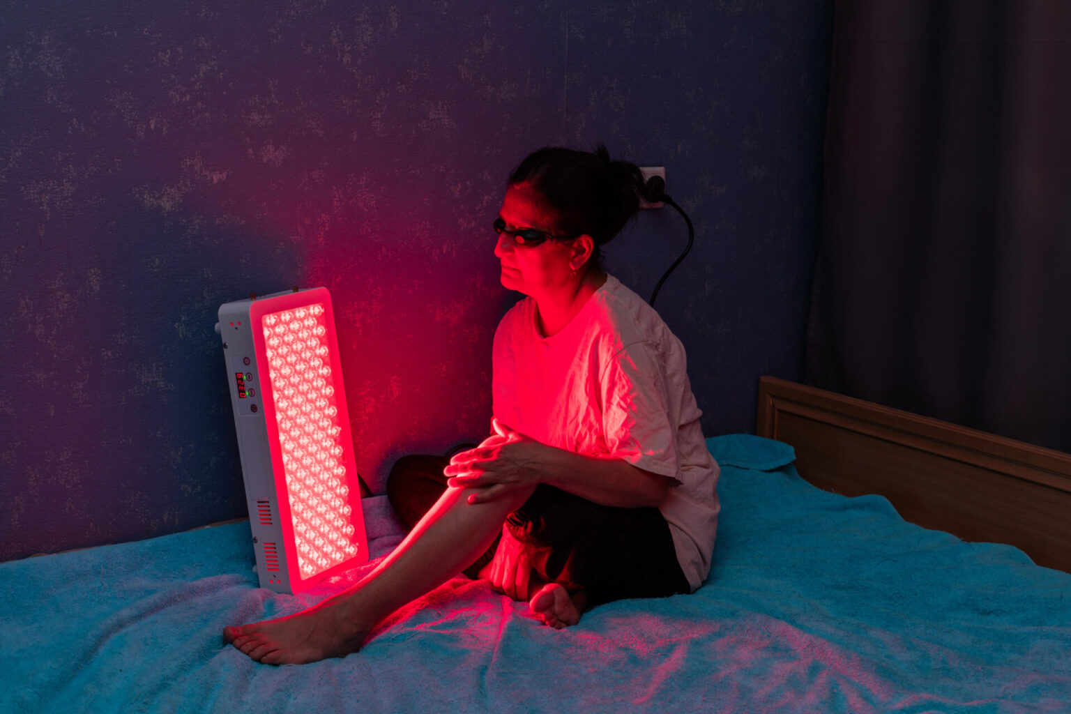 Enhancing Red Light Machine Safest Red Light Therapy Devices - Shopping Guide - MAMAVATION